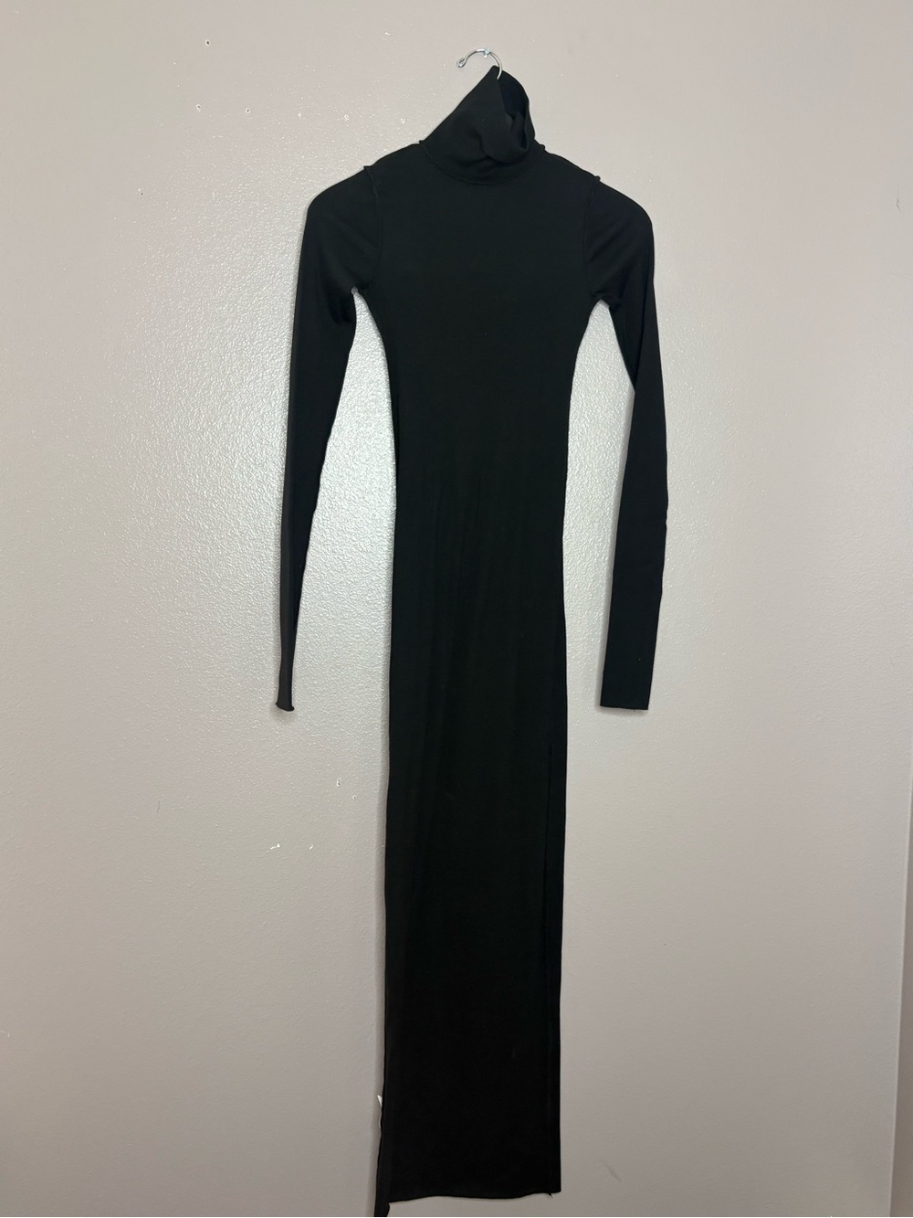 Eterne Black Long Sleeve Turtleneck Maxi Dress
